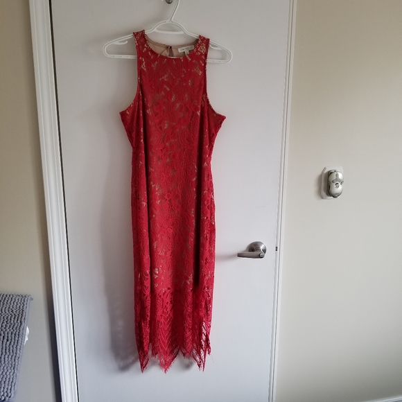 Beautiful brand new red dress, no tag - Picture 3 of 3